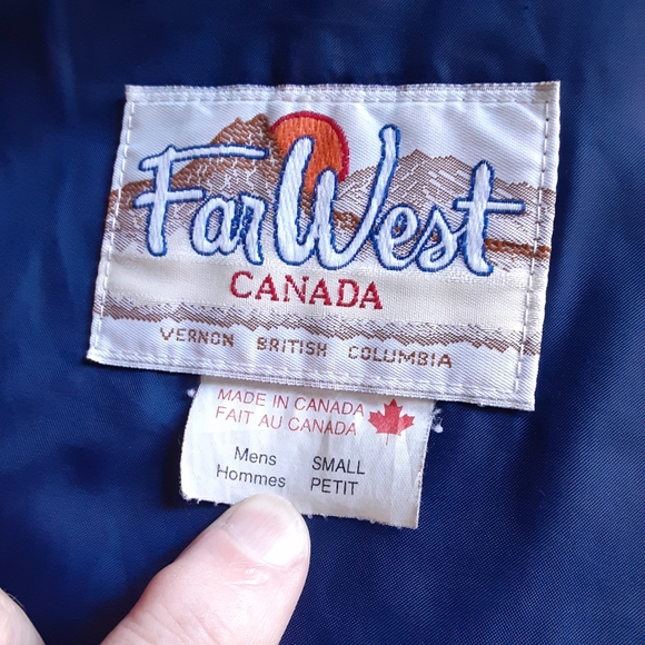Far West CANADA GORE-TEX Windbreaker Size Hommes Petit* - Picture 2 of 16